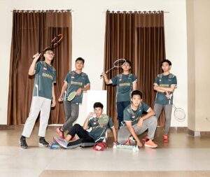 Siswa SMA Ar Rohmah Putra yang memiliki minat dan bakat di bidang ekstrakurikuler badminton