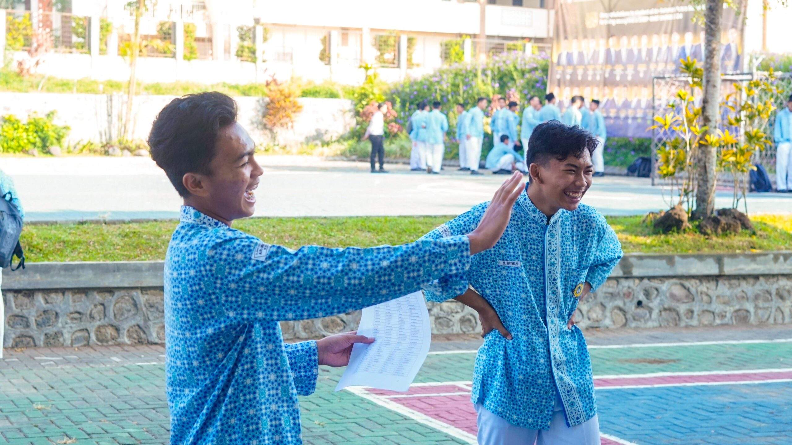 Pengembangan Bahasa Inggris "Morning Talk" di SMA Ar-Rohmah Putra Malang