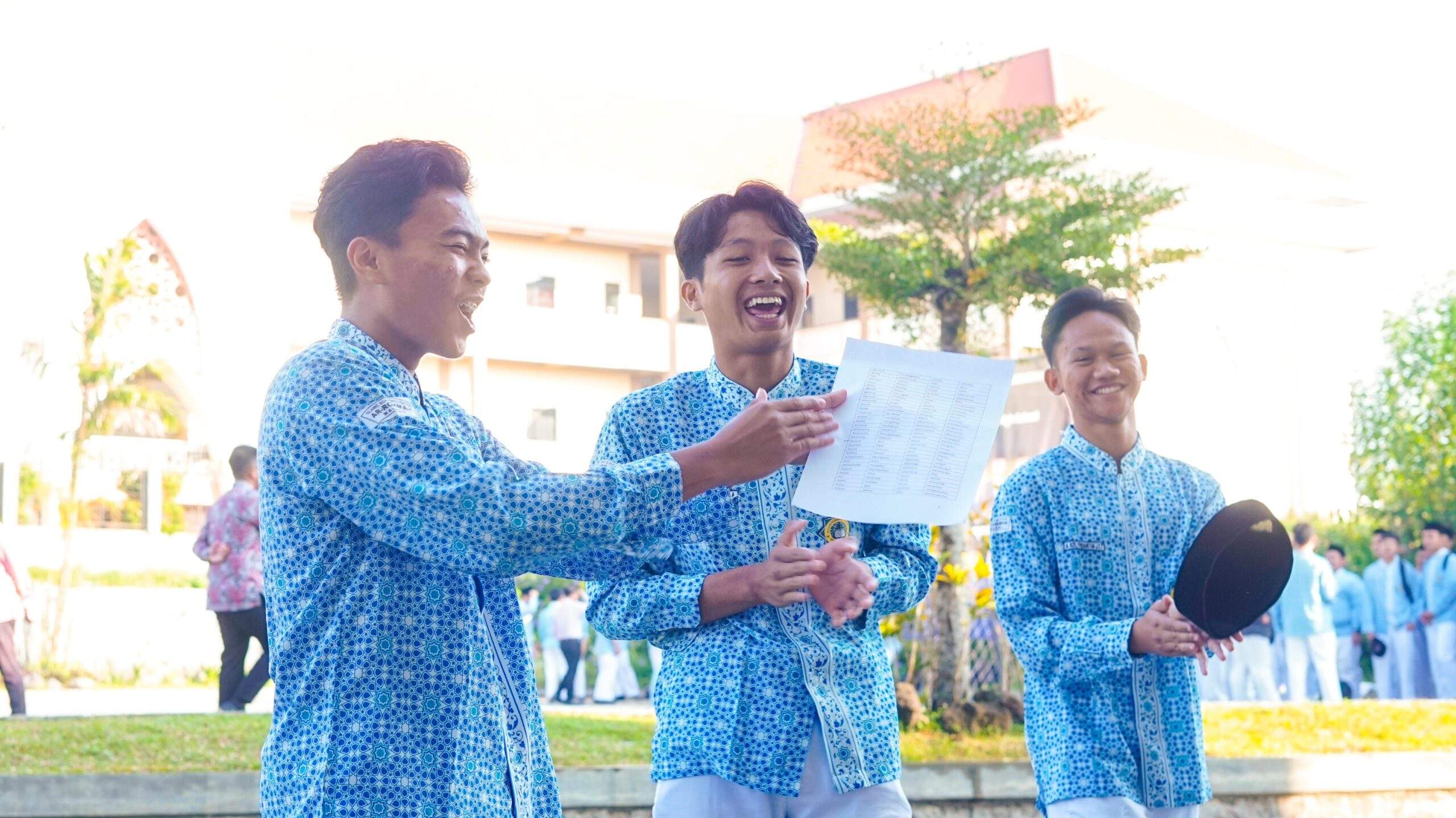 Pengembangan Bahasa Inggris "Morning Talk" di SMA Ar-Rohmah Putra Malang