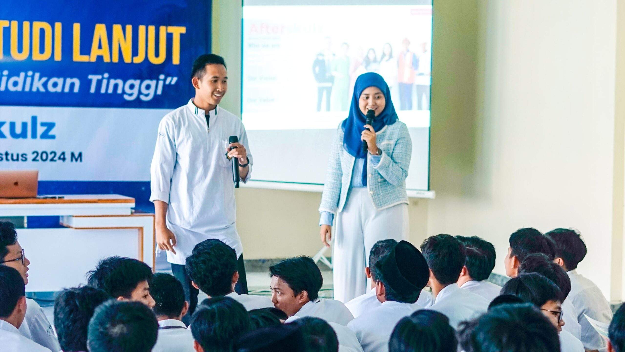 Seminar Sukses Studi Lanjut SMA Ar-Rohmah Putra Malang Tahun Ajaran 2024/2025