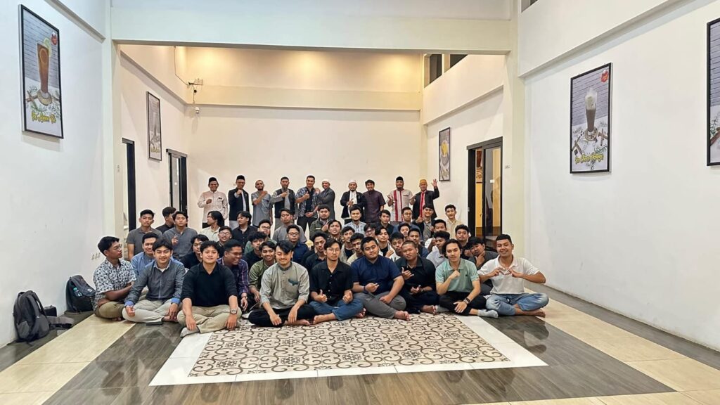 Pertemuan IKATRA Malang Raya pada 23 Oktober 2024 menjadi ajang mempererat silaturahmi dan penguatan nilai-nilai spiritualitas alumni Ar-Rohmah