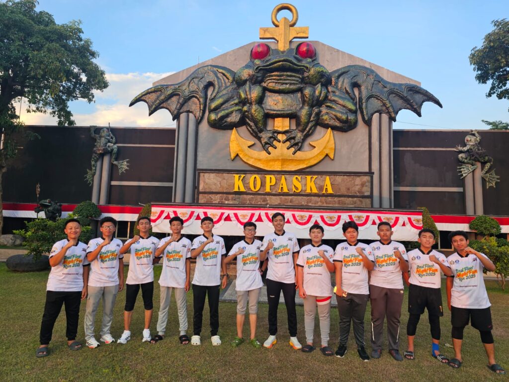 Santri SMA Ar-Rohmah Putra Malang membuktikan diri sebagai juara sejati dengan memborong seluruh medali emas di ajang nasional 2nd Fleet Night Fun Run 2025 TNI AL.