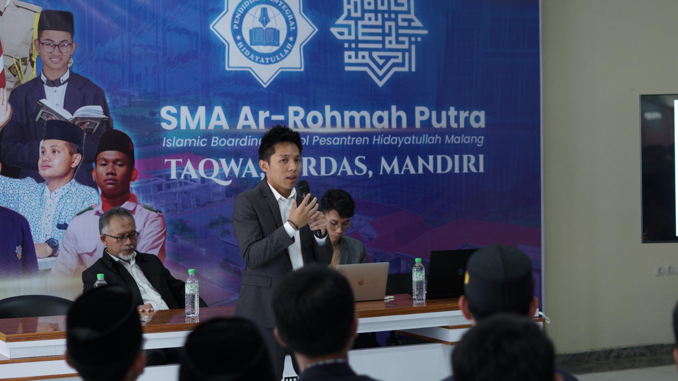 International Conference bersama Prof. Lin Young En dari Da-Yeh University Taiwan