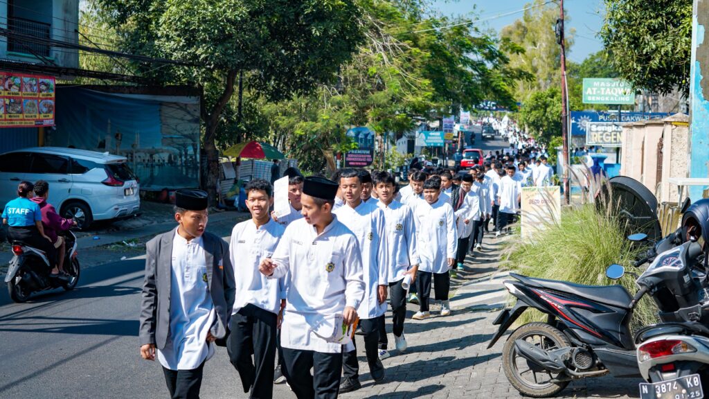 Peringatan Maulid Nabi Muhammad SAW di SMA Ar-Rohmah Putra menjadi momen berharga untuk menumbuhkan cinta Rasul dan meneladani akhlaknya dalam kehidupan sehari-hari