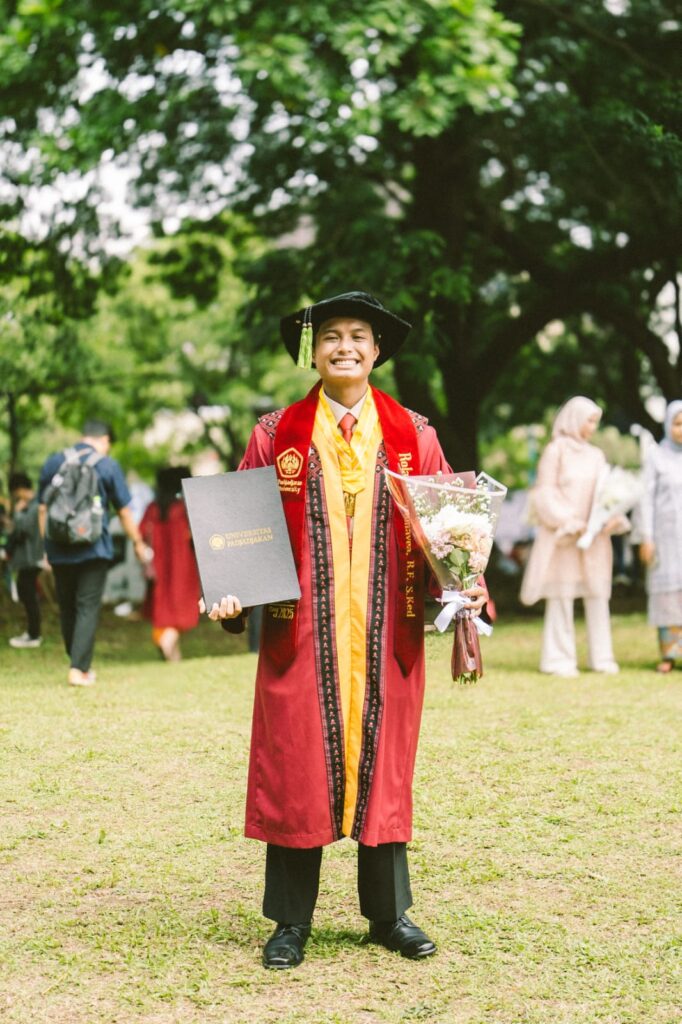 ROLANDA RUMAVEA RULIFF FAIKAR, Alumni SMA Ar-Rohmah yang Kini Menjadi Dokter Muda di Universitas Padjadjaran