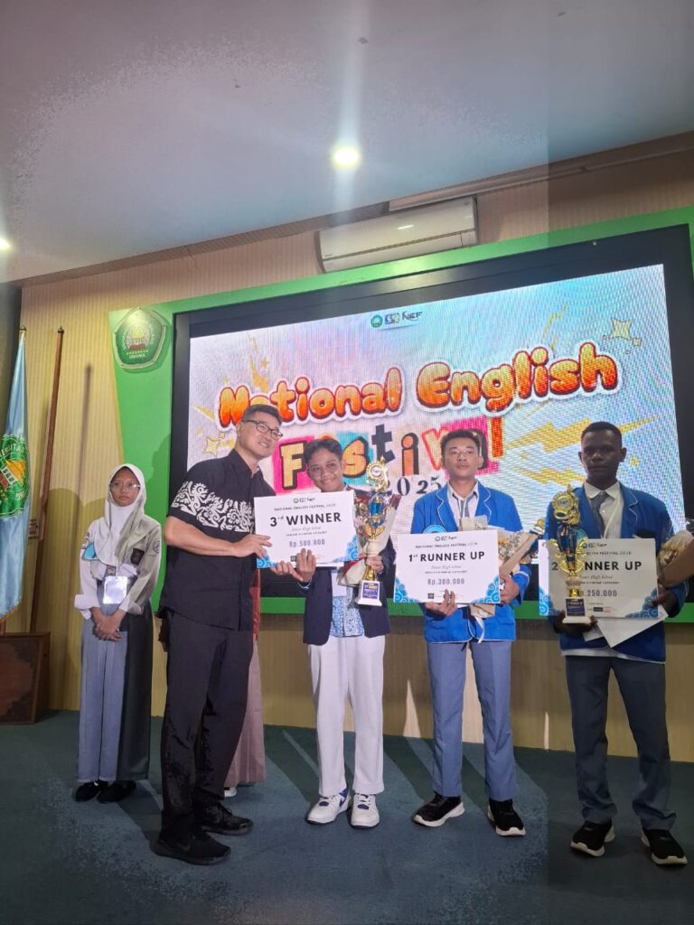 SMA Ar-Rohmah Putra, Ar-Rohmah Boarding School, SMA Islam Berasrama Malang, Boarding School Terbaik di Malang, Sekolah Islam Putra, Sekolah Sunnah Malang, Sekolah Berbasis Qur’an, Sekolah Islam Terpadu Malang, SMA Tahfidz di Malang, SMA Hidayatullah Malang, Sekolah Berbasis Manhaj Nabawi, Pendidikan Islam Terpadu, Sekolah Karakter Islami, Boarding School Islami Jawa Timur, SMA Islam Favorit, SMA Islami Terbaik untuk Putra, Pendidikan Berasrama Islami, SMA Islam Plus Tahfidz, SMA Islami Full Boarding, SMA dengan Kurikulum Diniyah, SMA Islam Unggulan di Malang, Sekolah dengan Pembinaan Akhlak, Sekolah Pembentuk Karakter Islami, Sekolah Sunnah untuk Remaja, SMA Dakwah dan Tarbiyah, Pendidikan Berbasis Wahyu, Pendidikan Manhaj Nabawi, Sekolah Pembina Iman dan Akhlak, Sekolah Pencetak Pemimpin, Pendidikan Kepemimpinan Islam, Leadership Camp SMA Islam, Kegiatan Pandu Hidayatullah, Pembinaan Karakter Siswa, Program Pembinaan Iman dan Taqwa, Kegiatan Keislaman SMA, Kajian Santri, Mabit Santri, Pesantren Modern Malang, SMA Islam Boarding Putra Terbaik, Kehidupan Santri Boarding, Kemandirian Santri, Pembinaan Akhlak Qurani, Sekolah dengan Disiplin Tinggi, Sekolah dengan Program Dakwah, Siswa Berprestasi SMA Islam, Prestasi Santri Ar-Rohmah, Lomba Tahfidz, Olimpiade Sains Islam, Kegiatan Paskibra SMA Islam, Upacara HUT RI SMA Ar-Rohmah, Hari Santri Nasional, Pendidikan Karakter Kebangsaan, Kegiatan Ukhuwah dan Silaturahmi, Santri Peduli dan Bakti Sosial, Outbond Santri, Kegiatan Literasi Sekolah, Ujian Komprehensif Kelulusan (UKK), Karya Tulis Ilmiah Keislaman, Qiroatul Kutub, Ujian Khitobah Bahasa Arab, Ujian Hadis, Fiqh Islam, Pembelajaran Manhaj Nabawi, Menguatkan Iman, Berakhlak Qurani, Tekun Beribadah, Aktif Berdakwah, Berjamaah dan Berislam Kaffah, Sekolah Islam Inspiratif, SMA Ar-Rohmah Boarding, SMA Ar-Rohmah Malang, Sekolah Islam Mandiri, SMA Ar-Rohmah Putra Boarding School Dau Malang, SMA Islami dengan Kurikulum Tahfidz dan Akademik, Sekolah Islami yang Membentuk Pemimpin Berkarakter, SMA Islami dengan Pembinaan Intensif, Sekolah Islam Putra Terbaik di Indonesia, SMA Ar-Rohmah Putra, English Olympiad, National English Festival, UNISMA Malang, Juara 3 English Olympiad, Prestasi Siswa Ar-Rohmah, ISP Ar-Rohmah, International Student Program, Siswa Berprestasi Nasional, Kompetisi Bahasa Inggris, SMA Boarding School Malang, SMA Islam Berprestasi, Sekolah Berasrama Malang, Prestasi Akademik Siswa